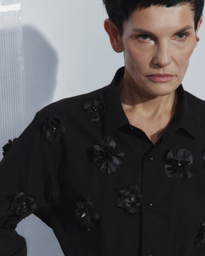 SHIRT WITH PIERCINGS MADE OF FLOWERS 01 BB