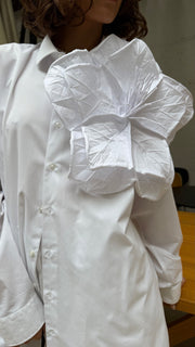 SHIRT WITH A FLOWER 09W